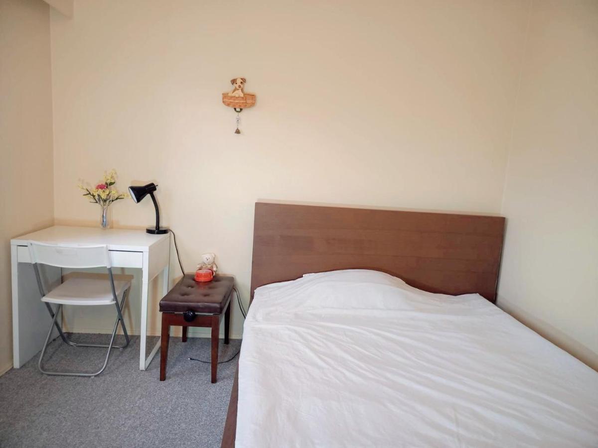 Private Room With Queen Bed In Richmond 202 Экстерьер фото